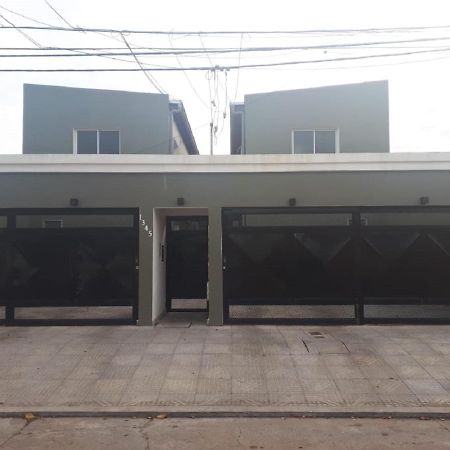 Depto Amplio C/Cochera Lejlighed Corrientes Eksteriør billede